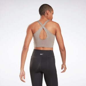 hg0833 app on model back gradient huge