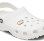 20250403104740 crocs jibbitz diakosmitiko papoutsiou apo chryso 10009 601