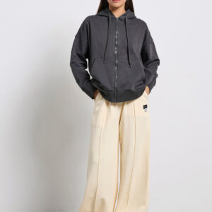 20251013093300 94f3f3f5