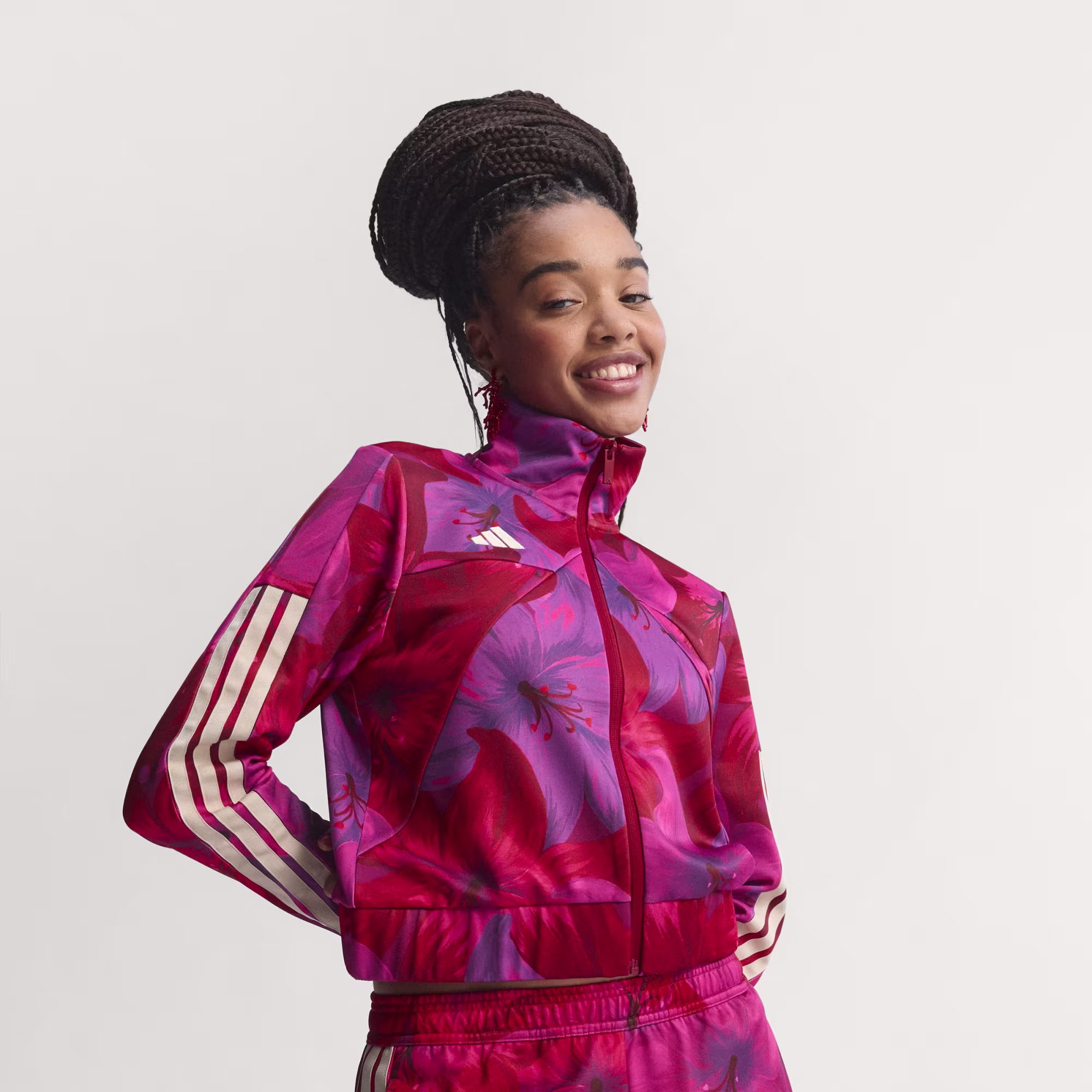 ZAKETA ADIDAS x FARM RIO HOUSE OF TIRO Mpez KD4634 HM1 ZAKETA ADIDAS x FARM RIO HOUSE OF TIRO Mpez KD4634 HM1